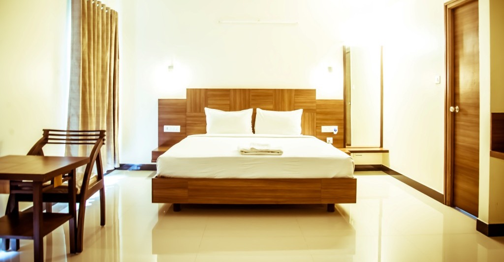 ExtraComfortKingRoom-2